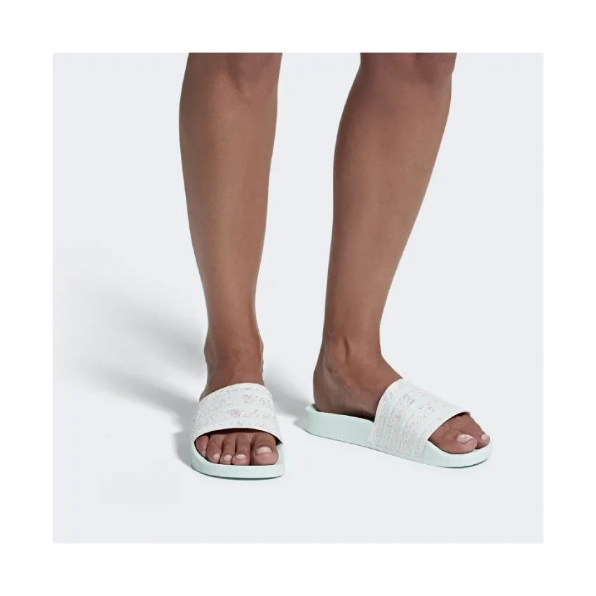 Zoomable product