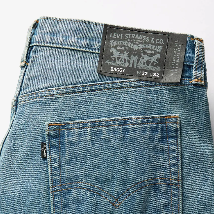 Zoomable product