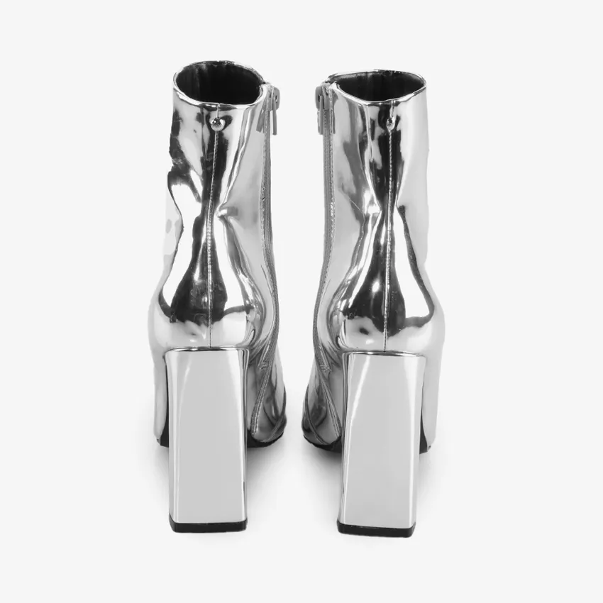 Zoomable product