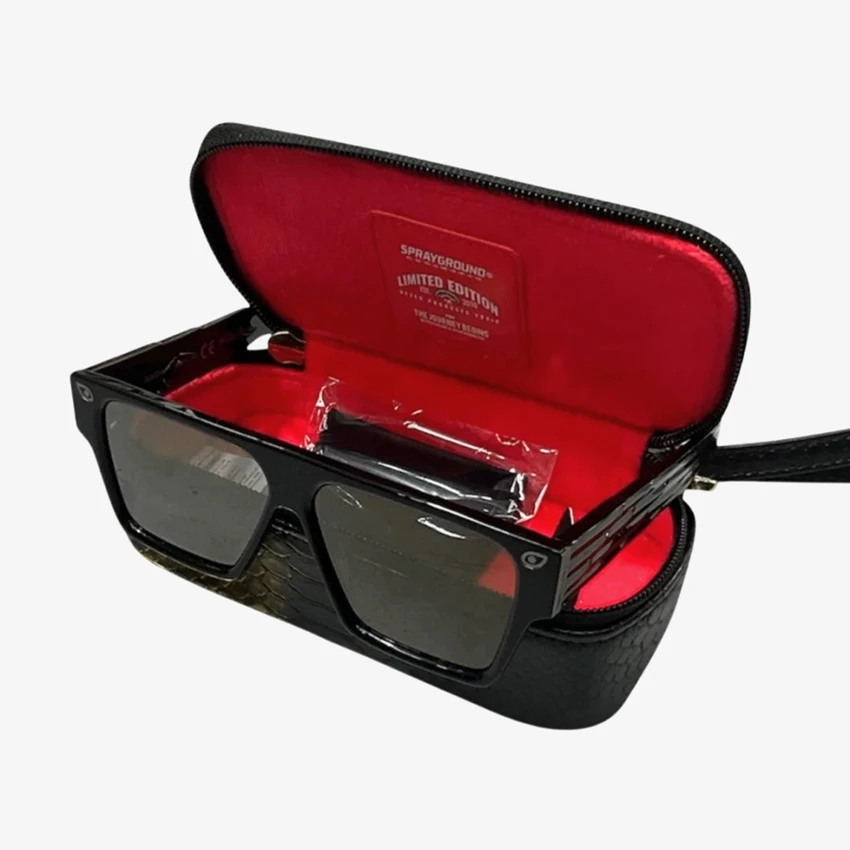 Zoomable product