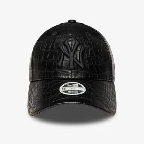New York Yankees Womens MLB Pattern PU 9FORTY Adjustable Cap